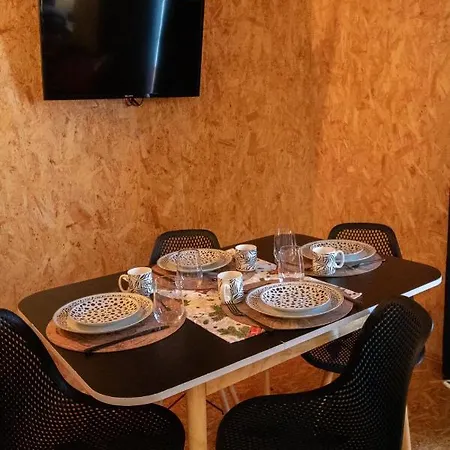 Casinha Do Corvo